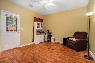 3518 Lantern View Ln, Scottdale, GA 30079 - Photo 9