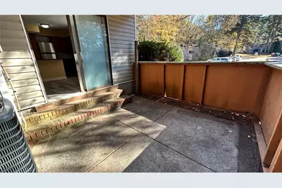 8560 Creekwood Way, Jonesboro, GA 30238 - Photo 23