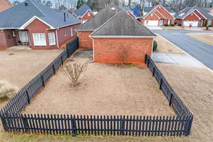 2150 Stockton Walk Way, Snellville, GA 30078 - Photo 25