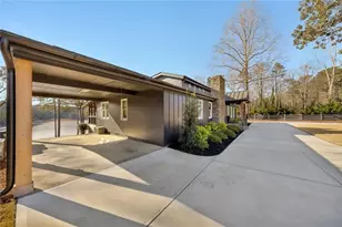 918 Pine Cir, Woodstock, GA 30189 - Photo 5