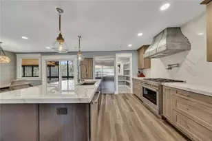 918 Pine Cir, Woodstock, GA 30189 - Photo 17