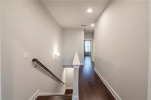 4216 Deming Cir, Atlanta, GA 30342 - Photo 11