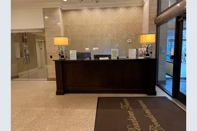 300 Peachtree Street NE #9D, Atlanta, GA 30308 - Photo 9