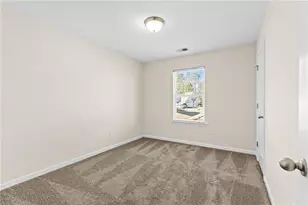 764 Lobdale Falls Dr, Lawrenceville, GA 30045 - Photo 25