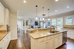 5940 Whitestone Ln, Suwanee, GA 30024 - Photo 19