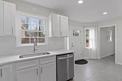 1811 Chantilly Court, Lawrenceville, GA 30043 - Photo 15