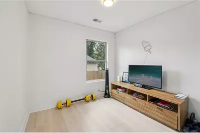 1074 Astor Avenue SW, Atlanta, GA 30310 - Photo 17