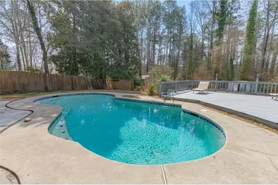 886 Ridgedale Drive, Lawrenceville, GA 30043 - Photo 39