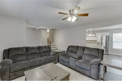 886 Ridgedale Drive, Lawrenceville, GA 30043 - Photo 7