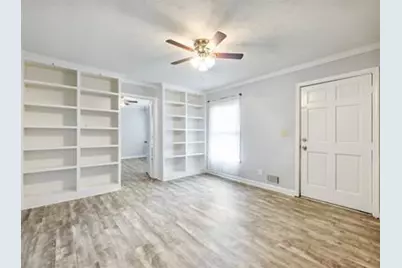 2319 Rolling Acres Court SW, Conyers, GA 30094 - Photo 3