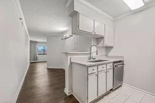 795 Hammond Dr, Atlanta, GA 30328 - Photo 11