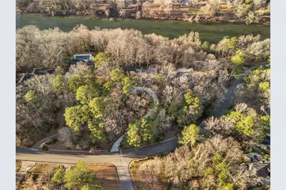 1095 Edgewater Drive, Sandy Springs, GA 30328 - Photo 51