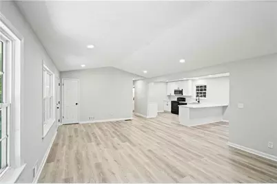 7508 Asbury Manor Drive, Lithonia, GA 30058 - Photo 7