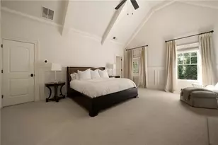 4136 N Stratford Rd NE, Atlanta, GA 30342 - Photo 33