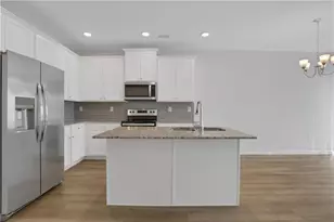 102 Jaxton St, Hoschton, GA 30548 - Photo 7