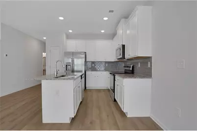 102 Jaxton Street, Hoschton, GA 30548 - Photo 9