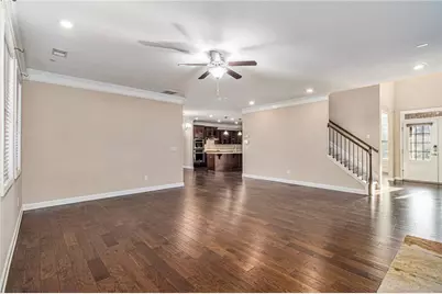 915 Elmsbrook Lane, Alpharetta, GA 30004 - Photo 9