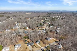 4654 Middleboro Ln, Gainesville, GA 30506 - Photo 35