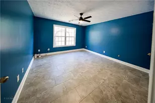 918 Golden Meadows Ln, Loganville, GA 30052 - Photo 17