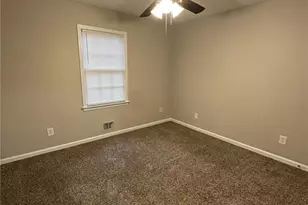 2337 Pebble Rock E, Decatur, GA 30035 - Photo 13