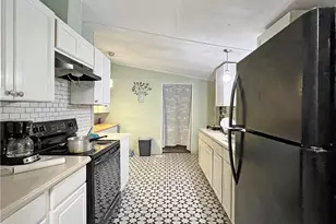 315 Garrison St, Pembroke, GA 31321 - Photo 13