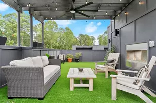 1256 Chelsea Cir NW, Atlanta, GA 30318 - Photo 35