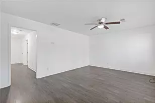 433 W Lake Ave NW, Atlanta, GA 30318 - Photo 11