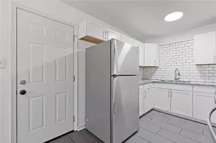 433 W Lake Ave NW, Atlanta, GA 30318 - Photo 13