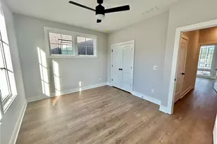 2628 Mackintosh Ct, Brookhaven, GA 30319 - Photo 11