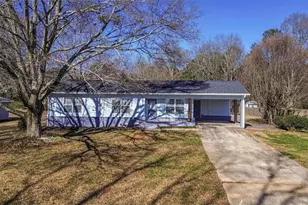 284 Doster Ave, Monroe, GA 30656 - Photo 1