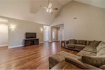 2147 Stockton Walk Way, Snellville, GA 30078 - Photo 7