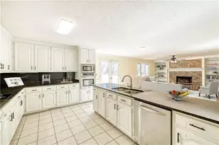 1522 Catherine Ct, Suwanee, GA 30024 - Photo 5