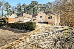 1522 Catherine Ct, Suwanee, GA 30024 - Photo 1