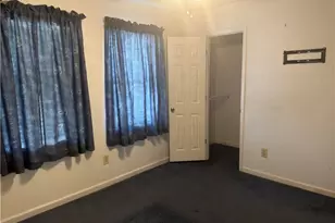 2270 Wellington Cir, Lithonia, GA 30058 - Photo 17
