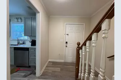 956 Six Oaks Circle #B, Norcross, GA 30093 - Photo 3