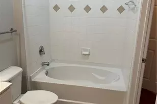 5208 Westchester Ridge NE, Atlanta, GA 30329 - Photo 11