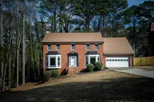 2388 Dakota Trail SW, Lilburn, GA 30047 - Photo 9