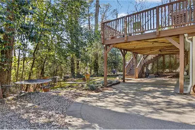 613 Pelham Road NE, Atlanta, GA 30324 - Photo 19