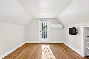 613 Pelham Rd NE, Atlanta, GA 30324 - Photo 13