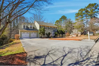 2825 Shurburne Drive, Alpharetta, GA 30022 - Photo 3