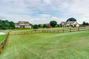 8325 Post Oak Ln, Gainesville, GA 30506 - Photo 51