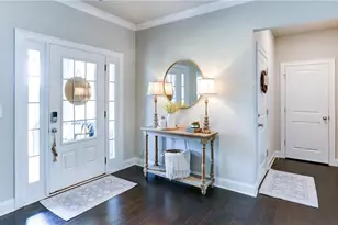 8325 Post Oak Ln, Gainesville, GA 30506 - Photo 3