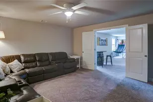 8325 Post Oak Ln, Gainesville, GA 30506 - Photo 37