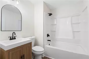 5680 Princeton Oaks Dr, Sugar Hill, GA 30518 - Photo 17