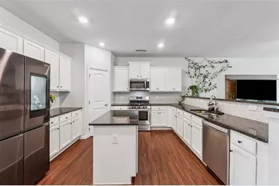 520 Edgemore Road, Canton, GA 30114 - Photo 7