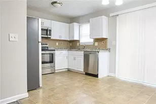 130 Springbottom Dr, Lawrenceville, GA 30046 - Photo 7