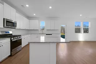 4013 Laurant Path, Flowery Branch, GA 30542 - Photo 5