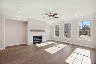 1358 Live Oak Ln, Brookhaven, GA 30319 - Photo 3