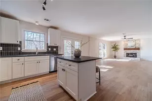 1692 Paces Vale Ct, Lawrenceville, GA 30043 - Photo 15