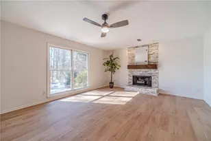 1692 Paces Vale Ct, Lawrenceville, GA 30043 - Photo 17